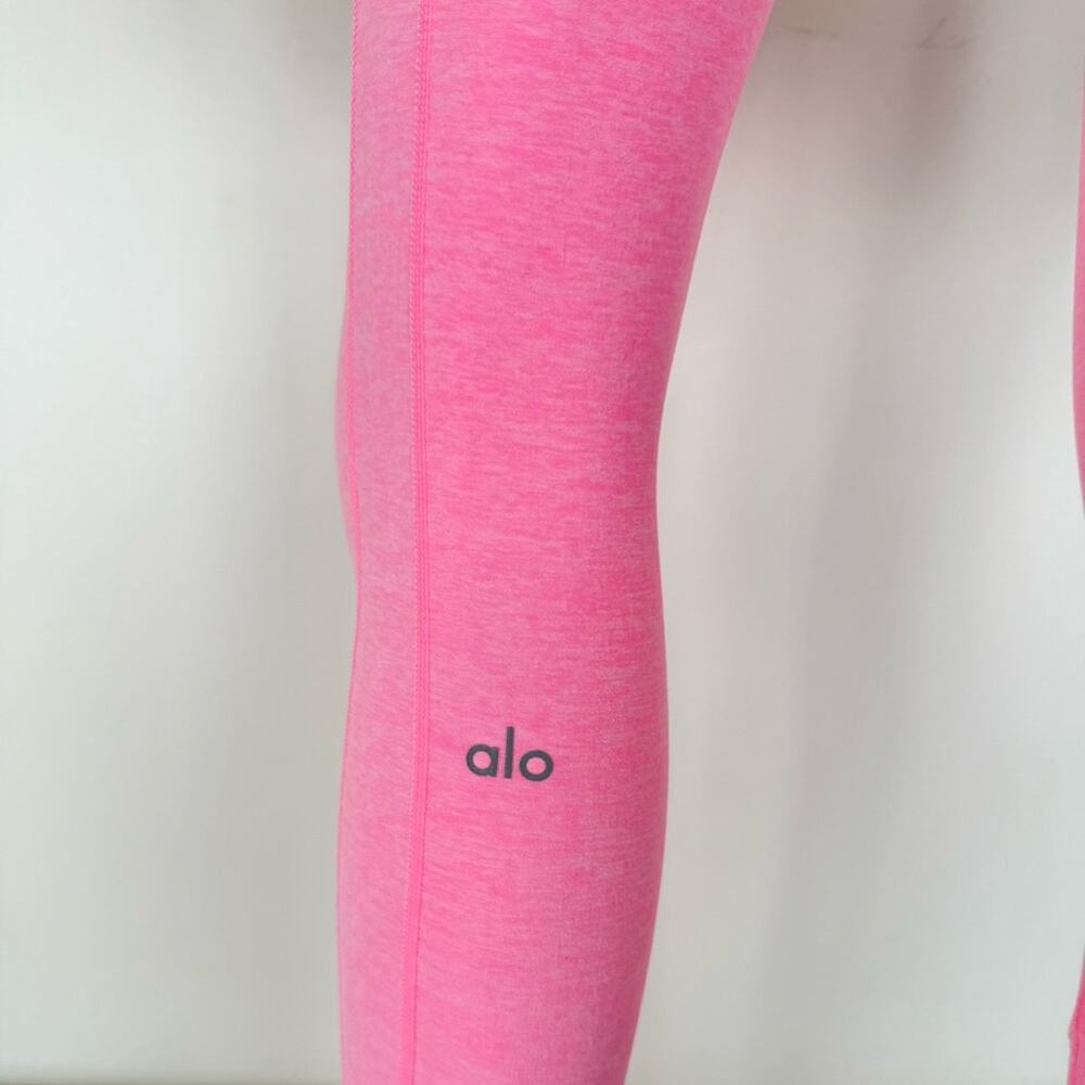 ALO Yoga women legging size S Retail 118$ - Picture 3 of 4